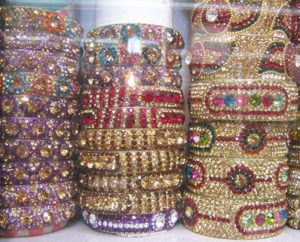 EXCLUSIVE LAC BANGLES
